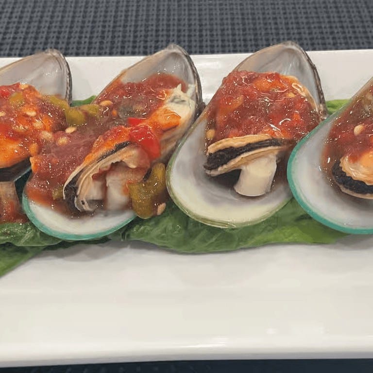 Spicy Green Mussels.
