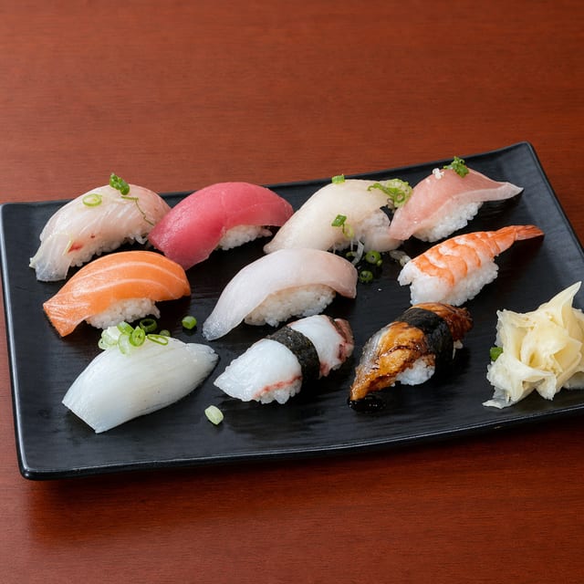 Nigiri Mix.