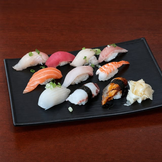 Nigiri Mix.