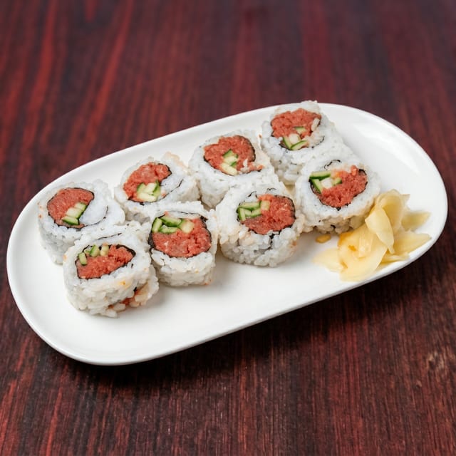 Spicy Tuna Makimono.