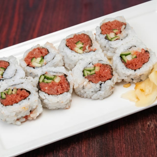 Spicy Tuna Makimono.