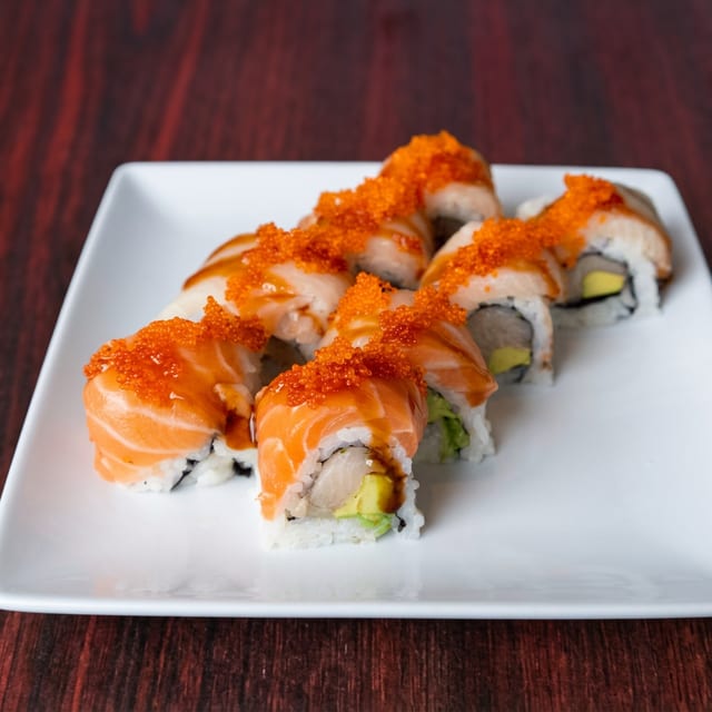 Hamachi Lover Roll.