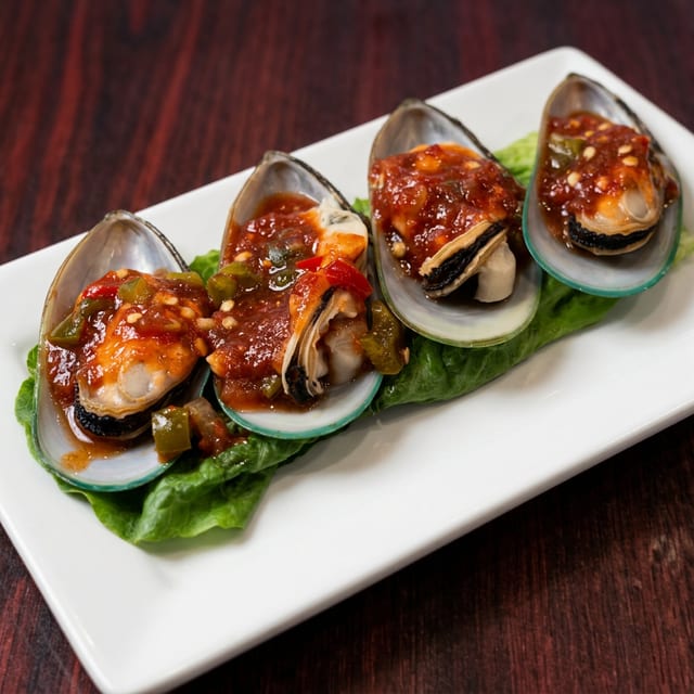 Spicy Green Mussels.